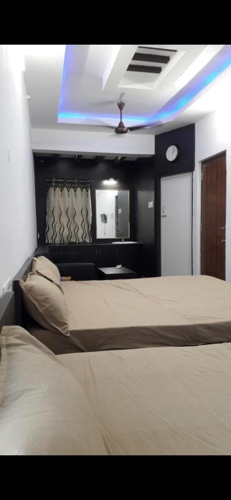 Srirangam Suite Rooms Tiruchirappalli Buitenkant foto